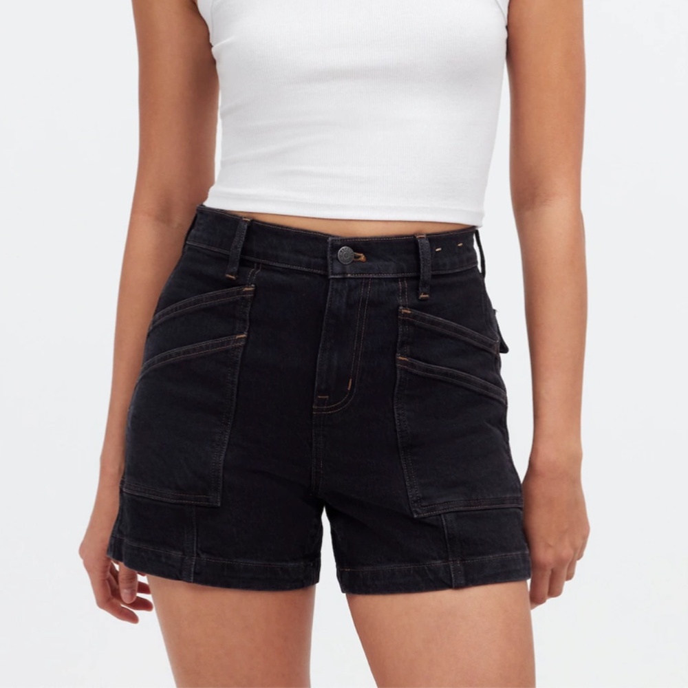Madewell Perfect Vintage Mid-Length Cargo Jean Short in Shamp Wash